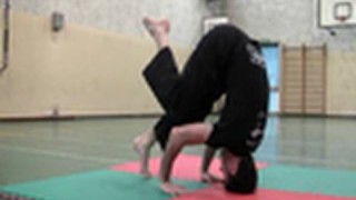 ACROBATICA - come fare la verticale sulla testa Tutorial - handstand on head
